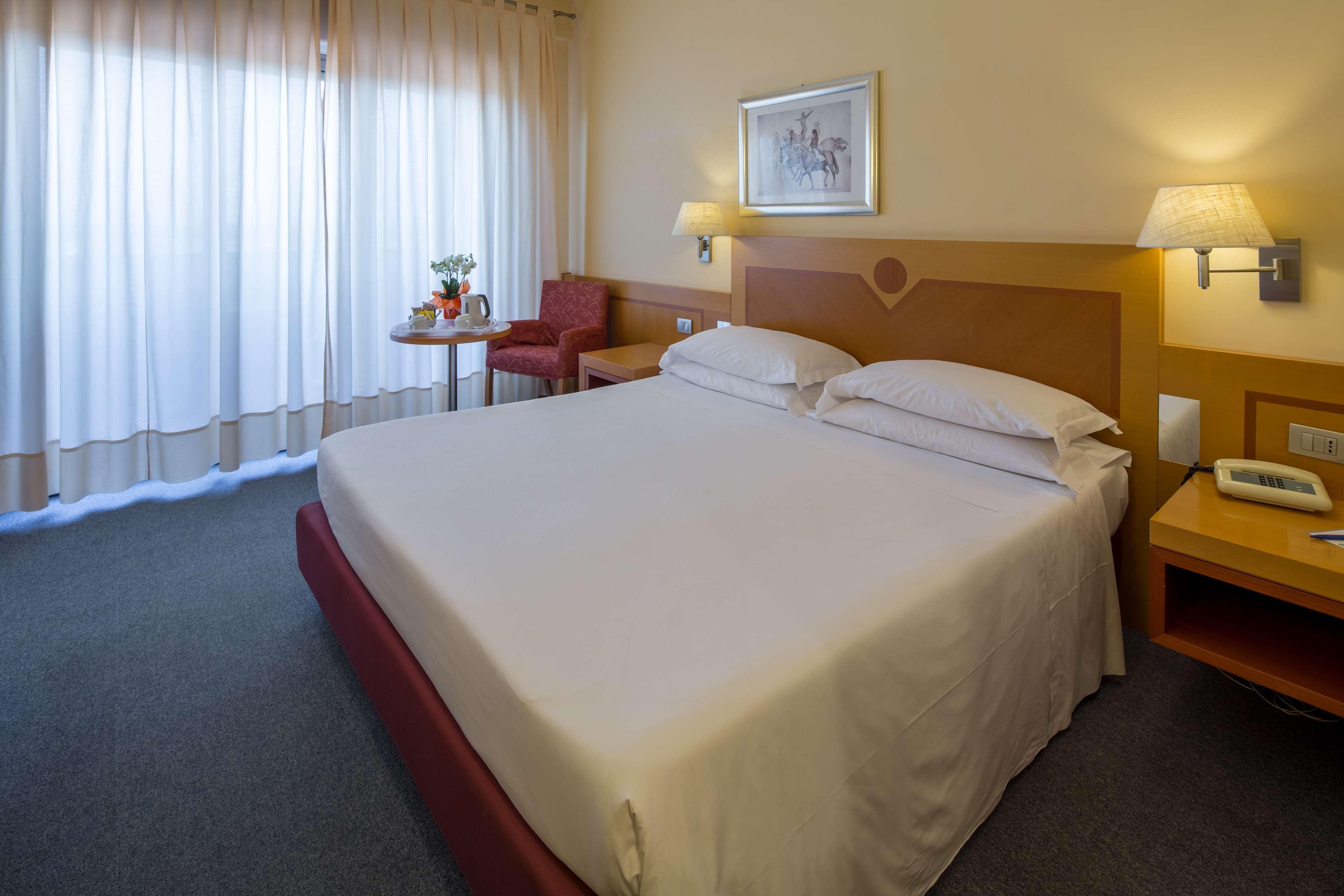 Best Western Hotel I Triangoli Infernetto Ngoại thất bức ảnh