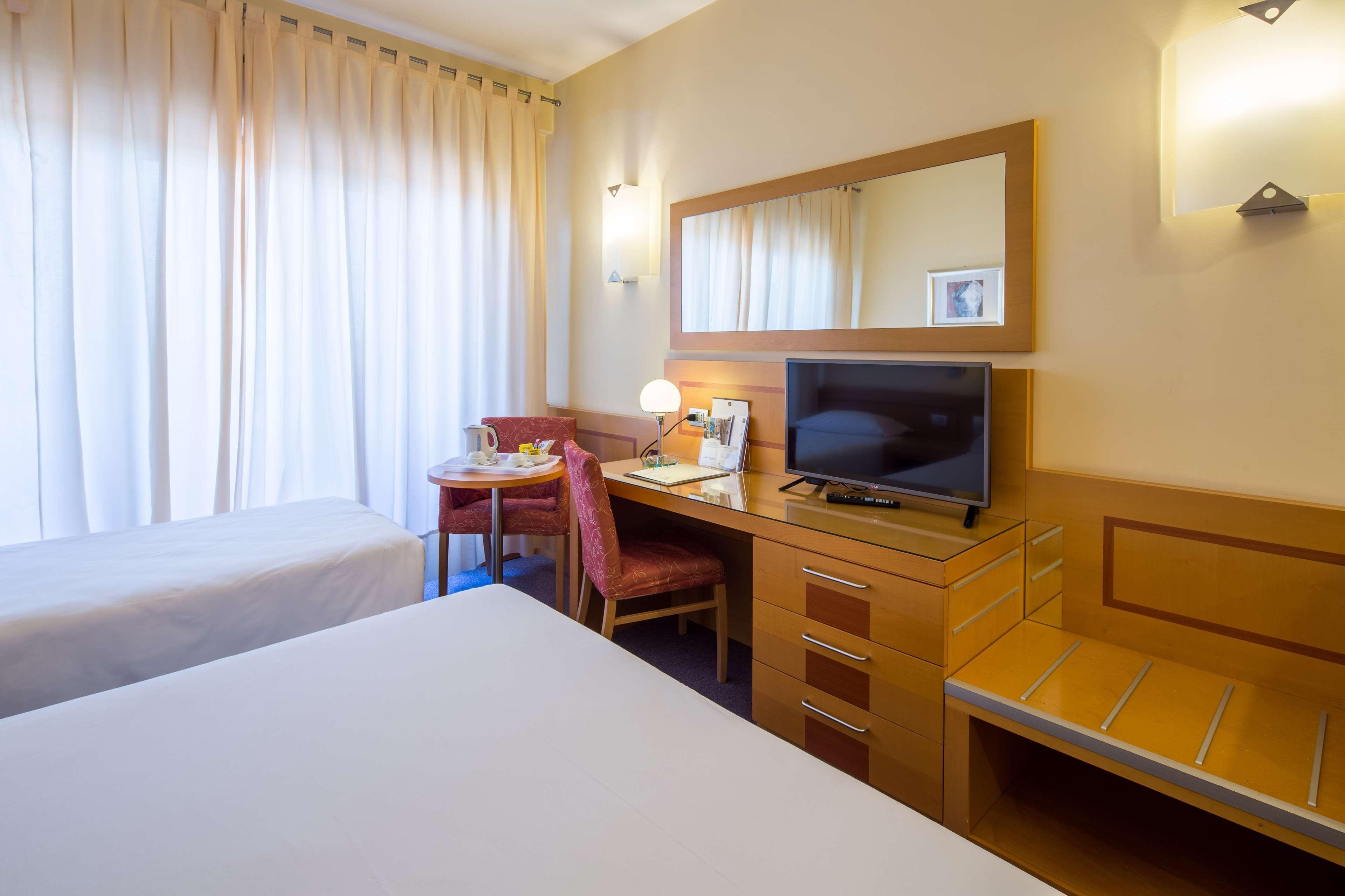 Best Western Hotel I Triangoli Infernetto Ngoại thất bức ảnh